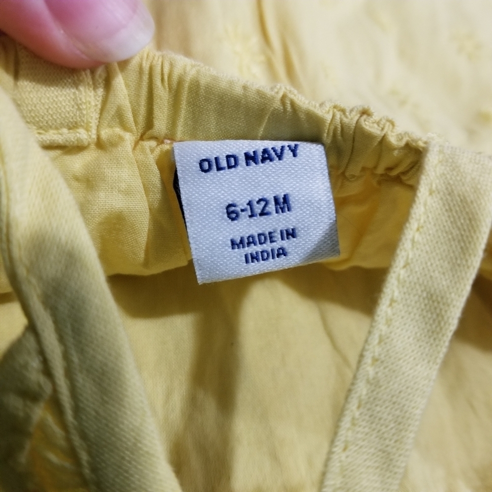 Old Navy Yellow floral flutter sleeve dress Size 6-12 mo NWT - Picture 10 of 13